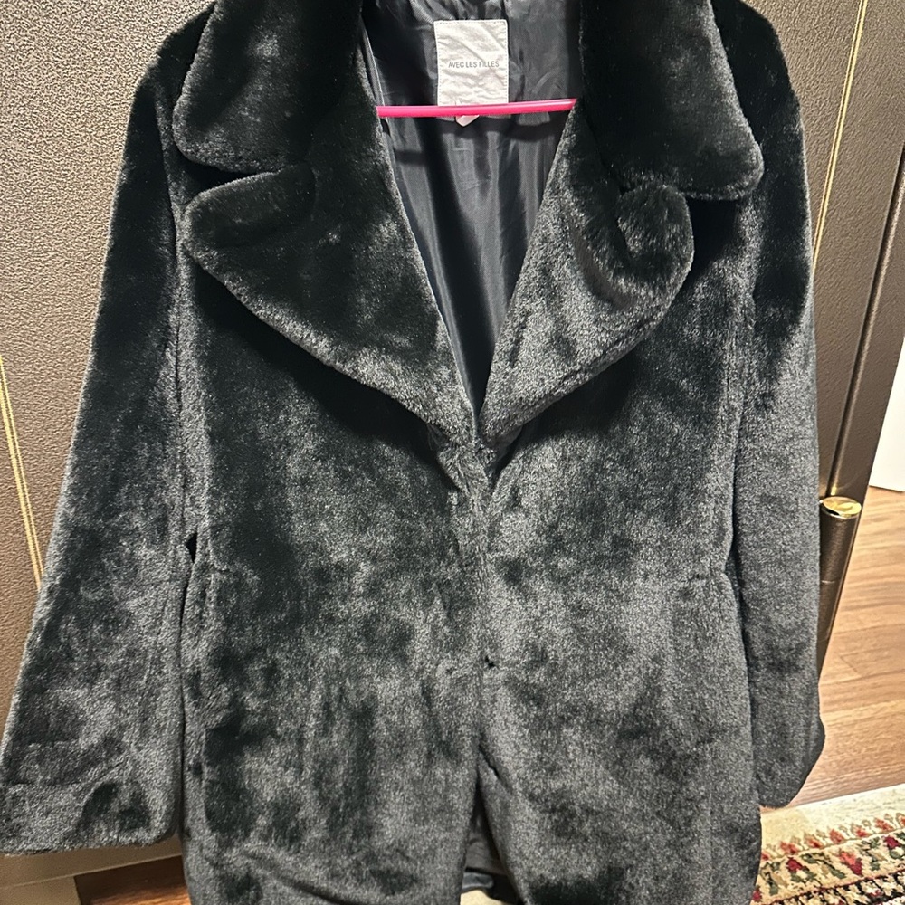 Luxurious Black Faux Fur Coat